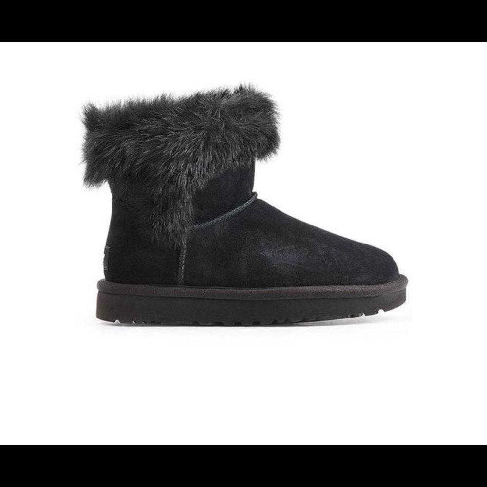 UGG BOOTIES